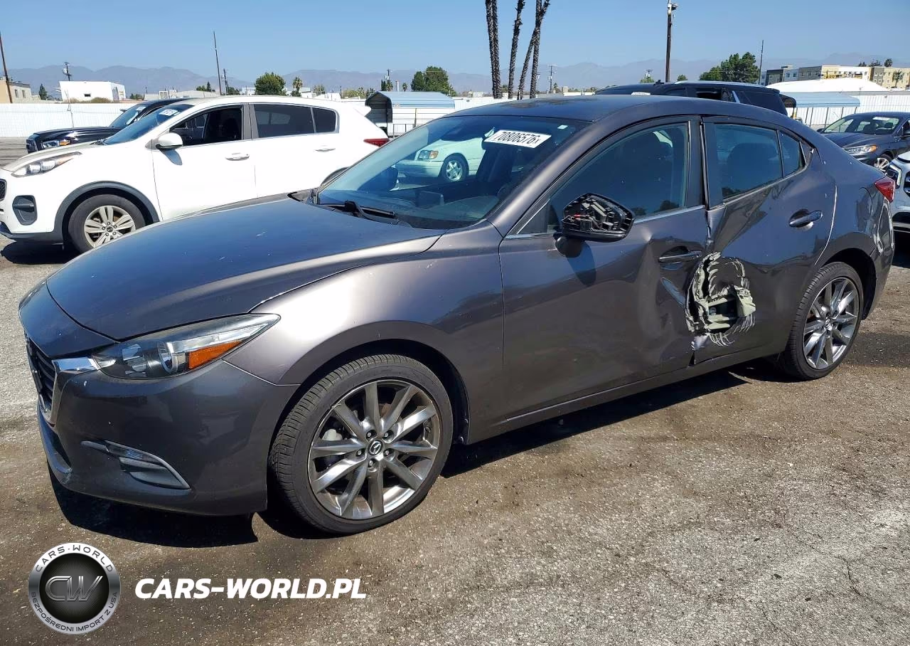 2018 Mazda 3 Touring