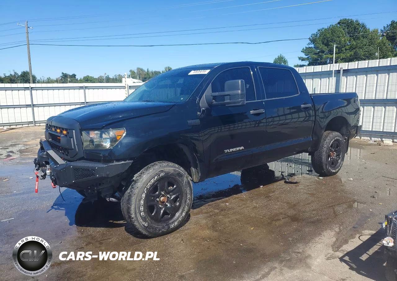 2013 Toyota Tundra Crewmax Sr5