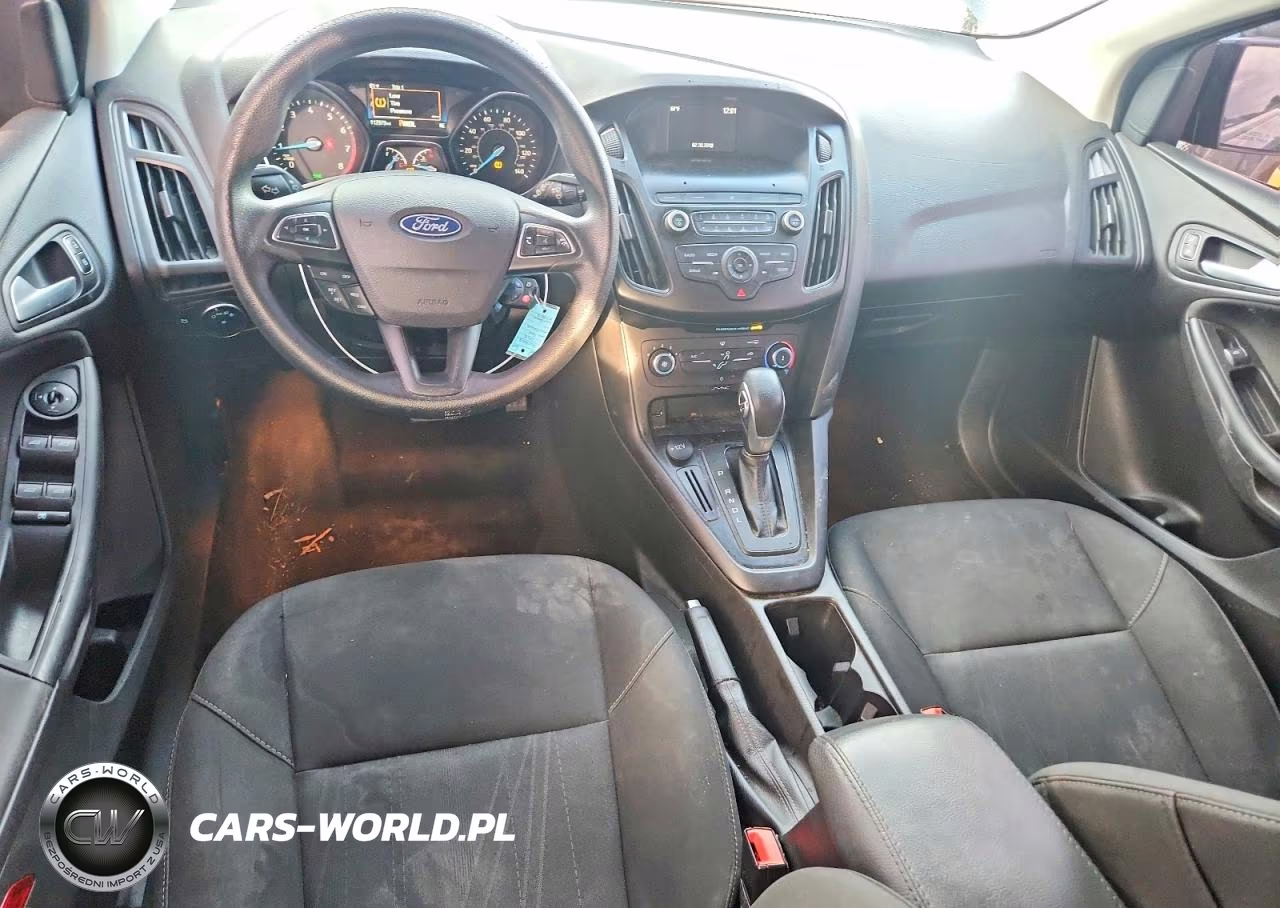 2018 Ford Focus Se VIN:1FADP3K28JL294878 - 8