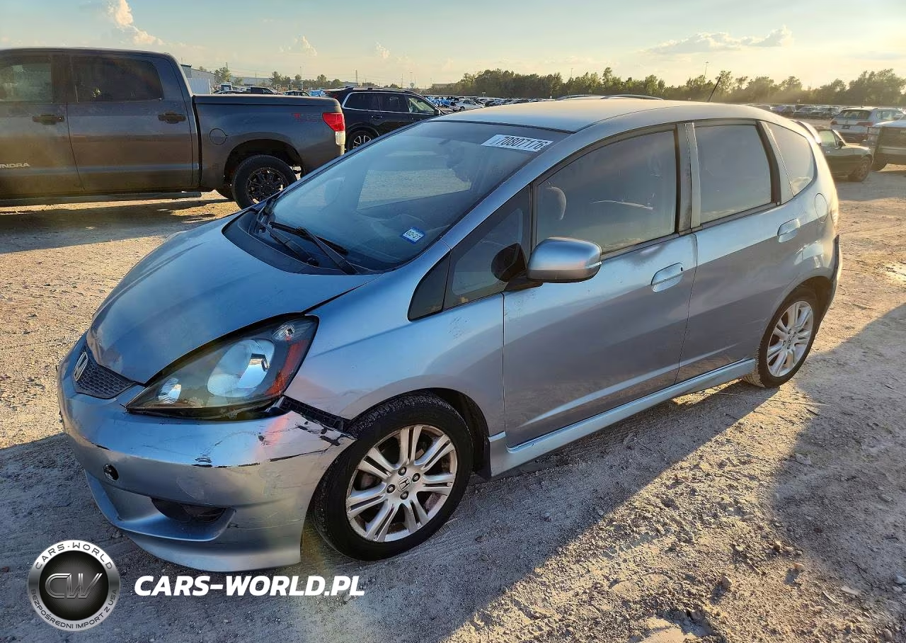 2011 Honda Fit Sport VIN:JHMGE8H55BC024499 - 1