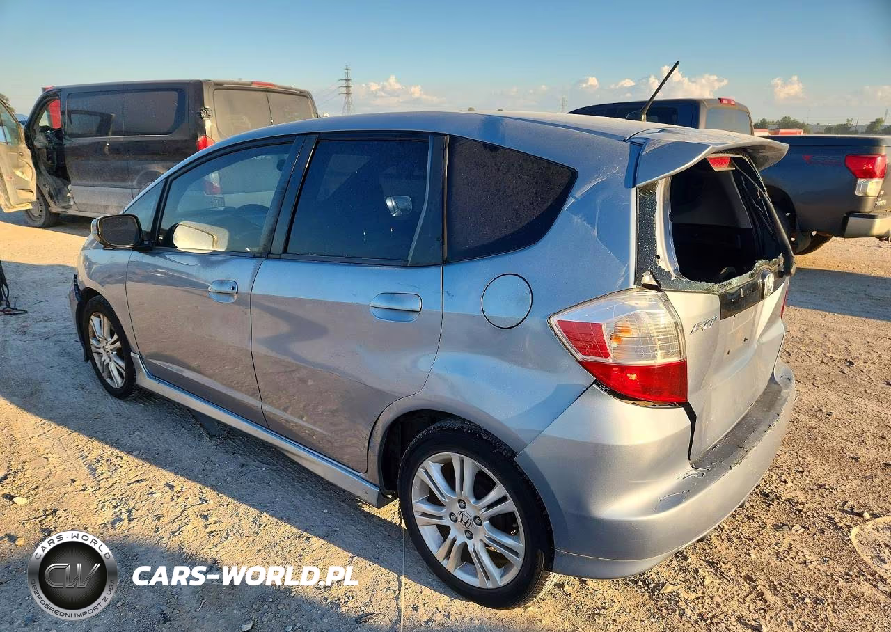2011 Honda Fit Sport VIN:JHMGE8H55BC024499 - 2