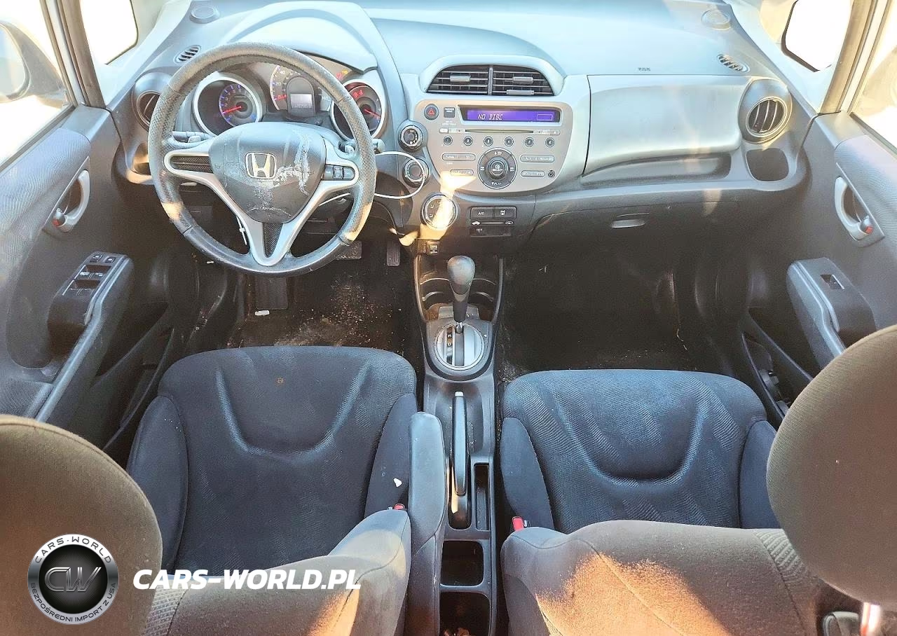 2011 Honda Fit Sport VIN:JHMGE8H55BC024499 - 8