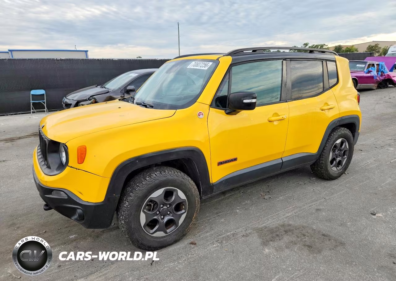 2015 Jeep Renegade Trailhawk VIN:ZACCJBCT0FPC35576 - 1