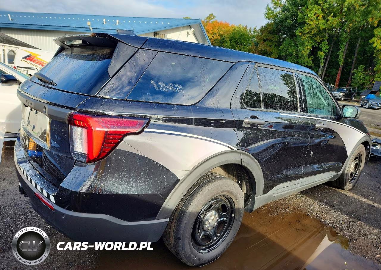 2025 Ford Explorer Police Interceptor VIN:1FM5K8AB9SGB07486 - 3