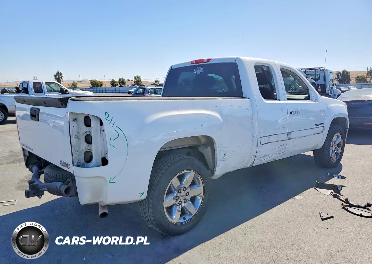 2013 GMC Sierra VIN:1GTR1VE09DZ246346 - 3
