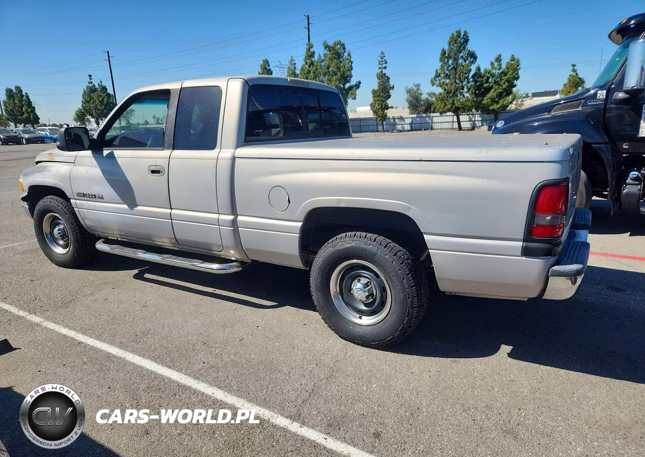 2000 Dodge Ram 1500 VIN:3B7HC13Z5YG125397 - 2