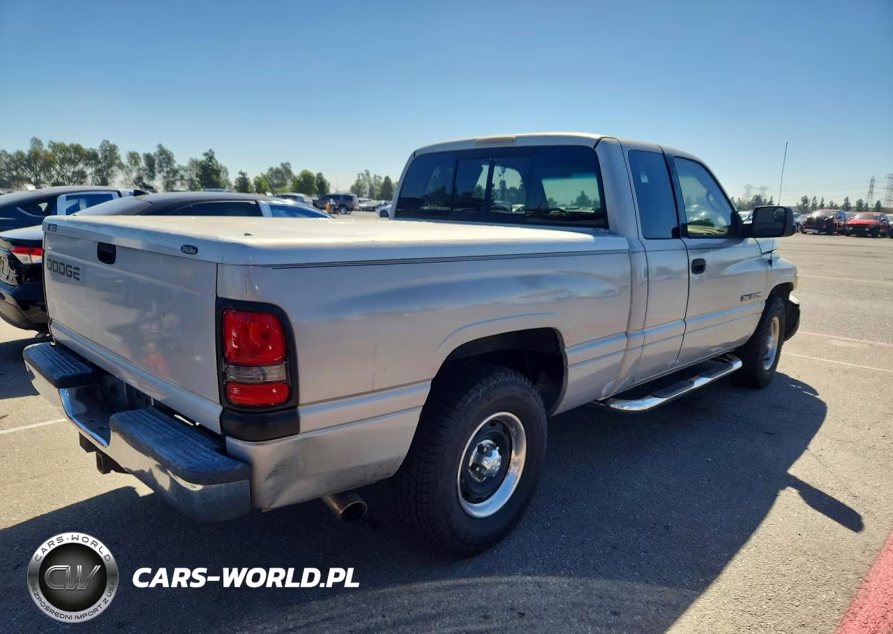 2000 Dodge Ram 1500 VIN:3B7HC13Z5YG125397 - 3