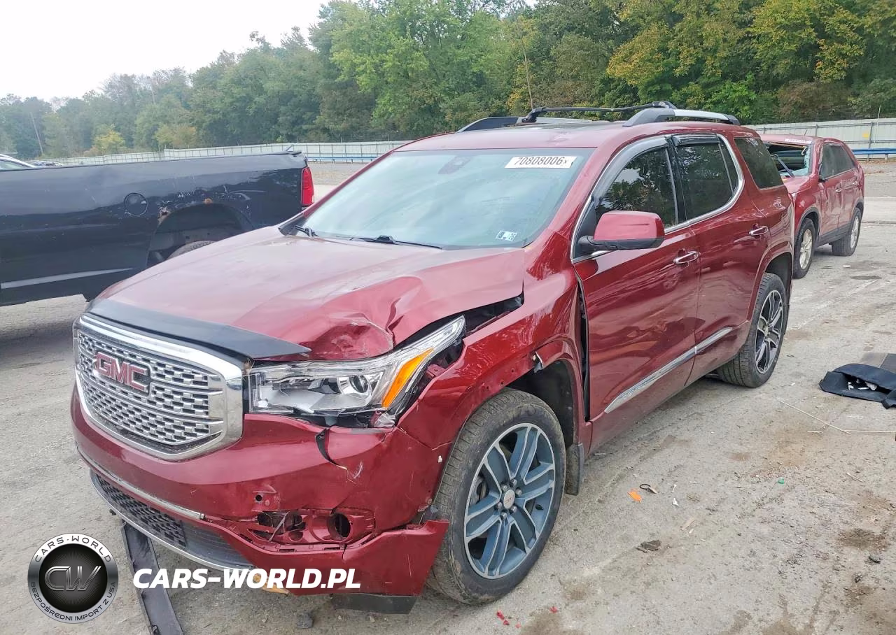 2018 GMC Acadia Denali – zdjęcie 1 z 13