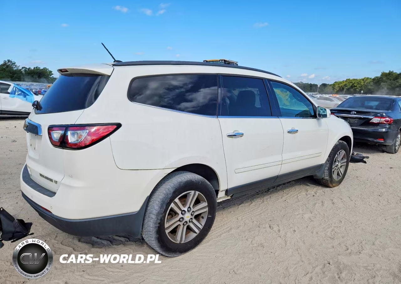 2015 Chevrolet Traverse Lt VIN:1GNKRGKD3FJ181466 - 3