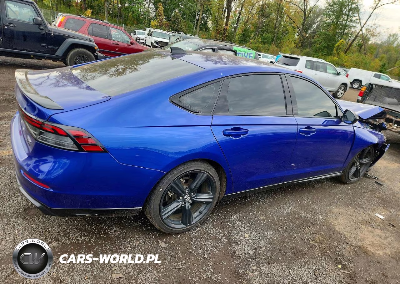 2025 Honda Accord Hybrid Sport-L VIN:1HGCY2F77SA005586 - 3