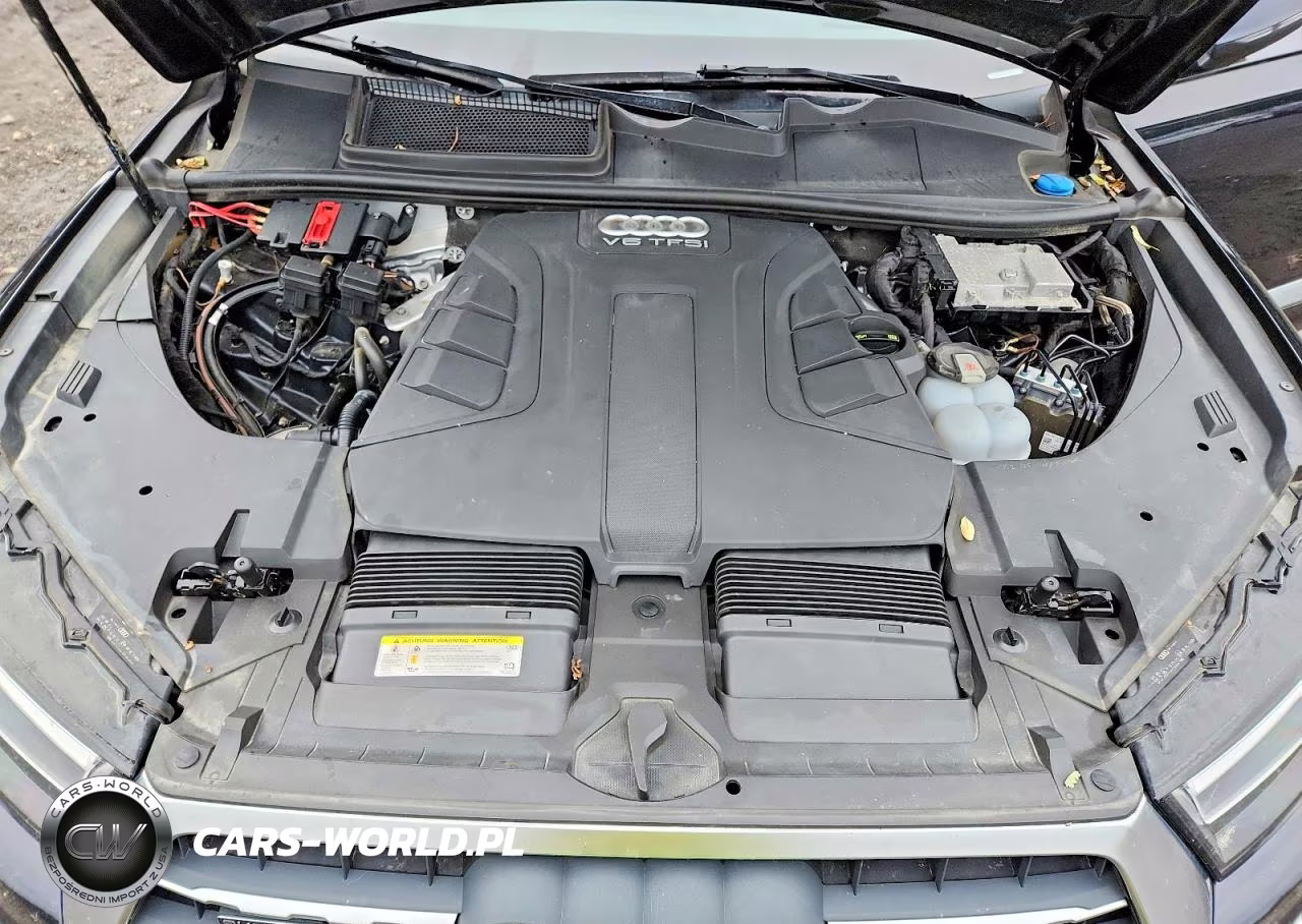 2018 Audi Q7 Prestige VIN:WA1VAAF74JD010290 - 12