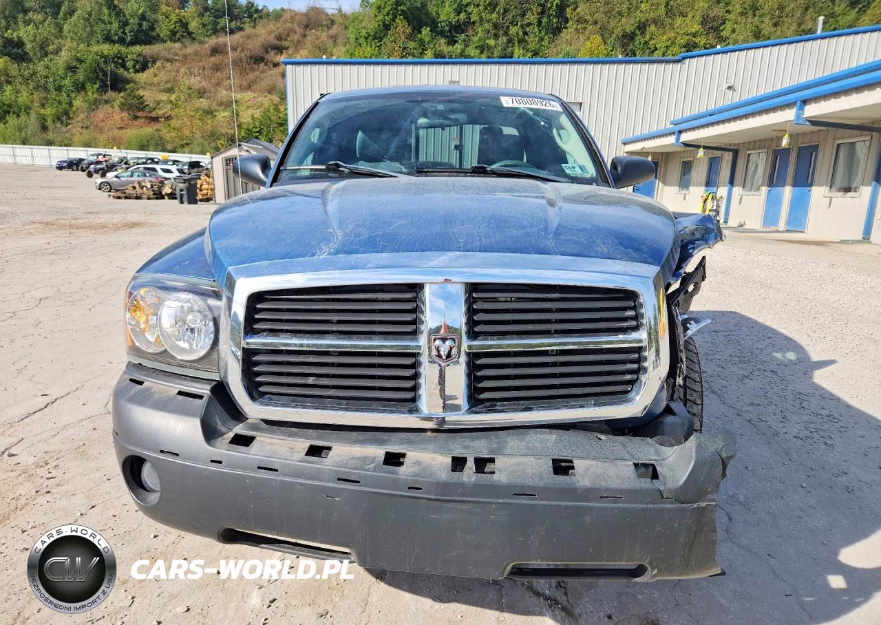 2005 Dodge Dakota Slt VIN:1D7HW42K85S167652 - 5