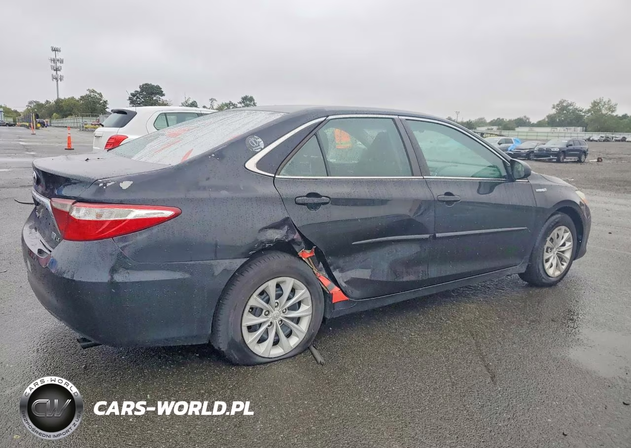 2016 Toyota Camry Hybrid Le VIN:4T1BD1FK4GU200633 - 3