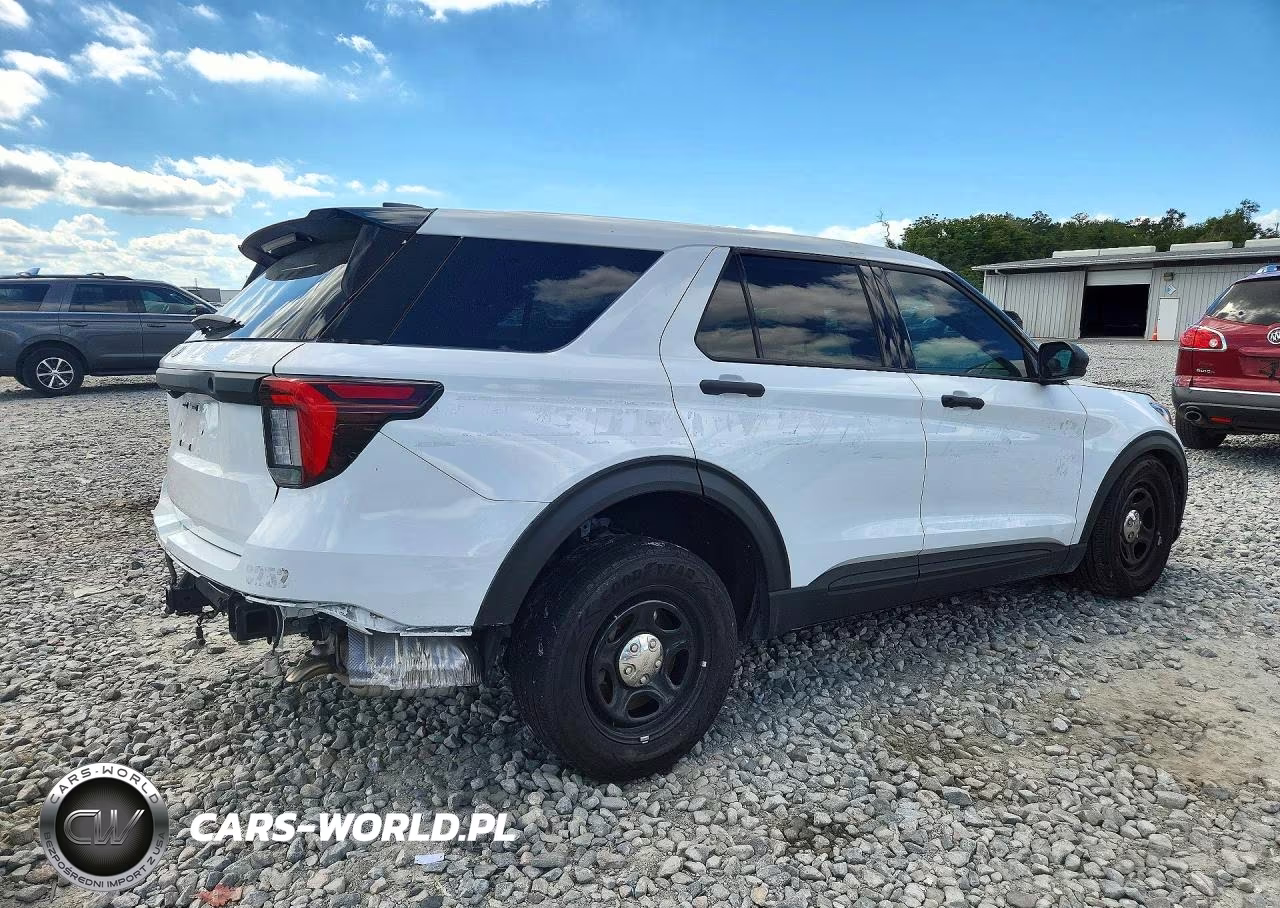 2025 Ford Explorer Police Interceptor VIN:1FM5K8AB4SGB36796 - 3