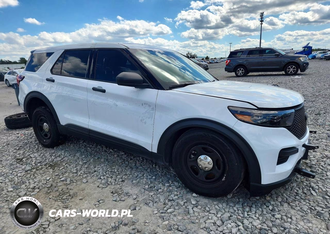 2025 Ford Explorer Police Interceptor VIN:1FM5K8AB4SGB36796 - 4
