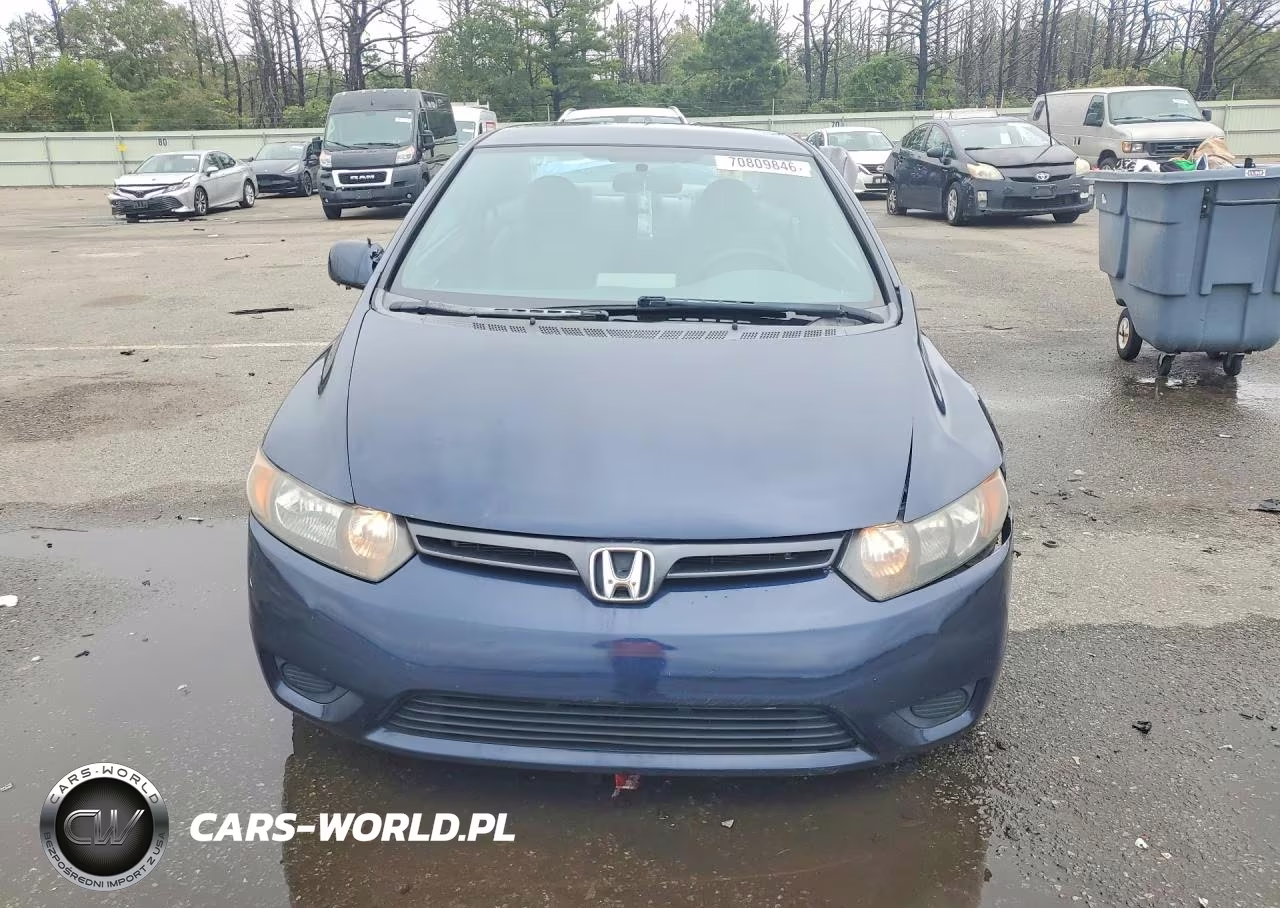 2008 Honda Civic Lx VIN:2HGFG12668H576858 - 5