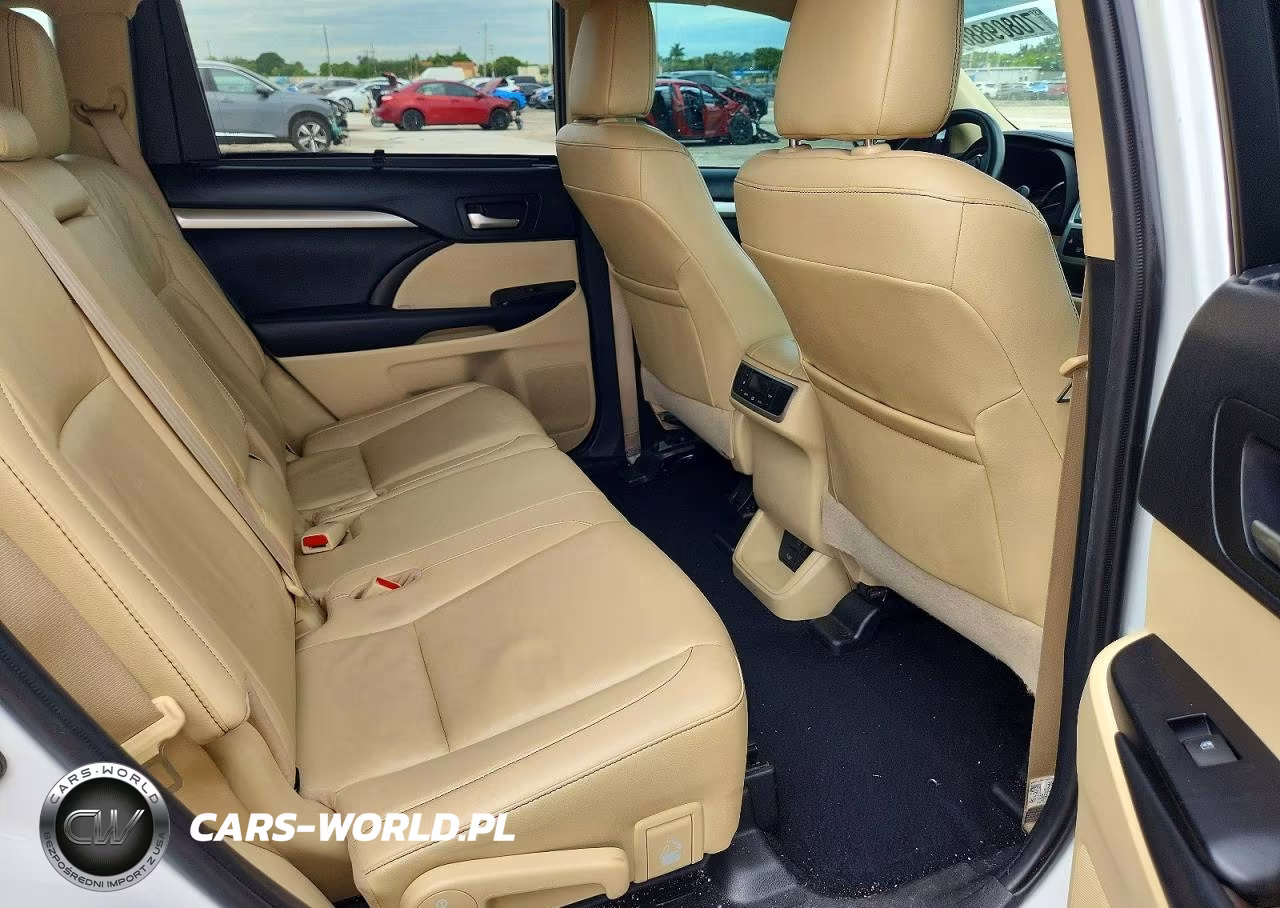 2019 Toyota Highlander Xle VIN:5TDKZRFH8KS554984 - 11