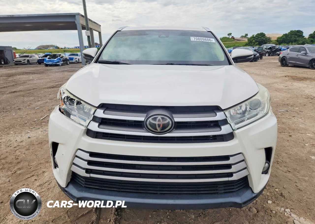 2019 Toyota Highlander Xle VIN:5TDKZRFH8KS554984 - 5