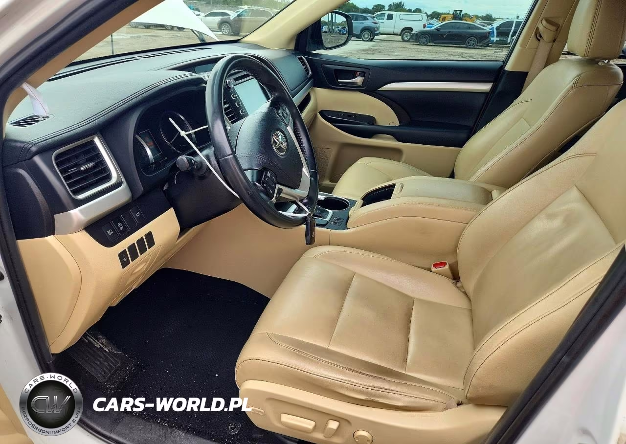 2019 Toyota Highlander Xle VIN:5TDKZRFH8KS554984 - 7