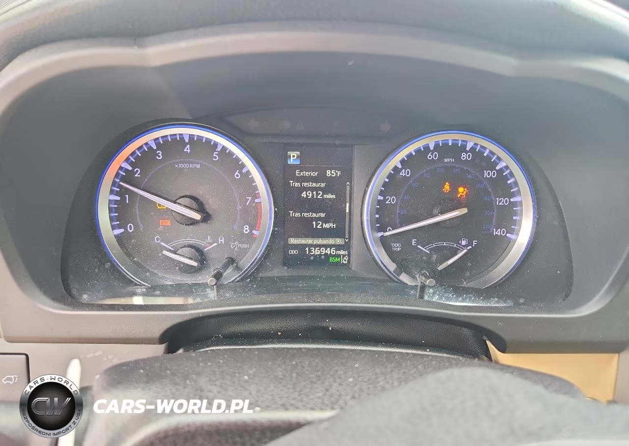 2019 Toyota Highlander Xle VIN:5TDKZRFH8KS554984 - 9