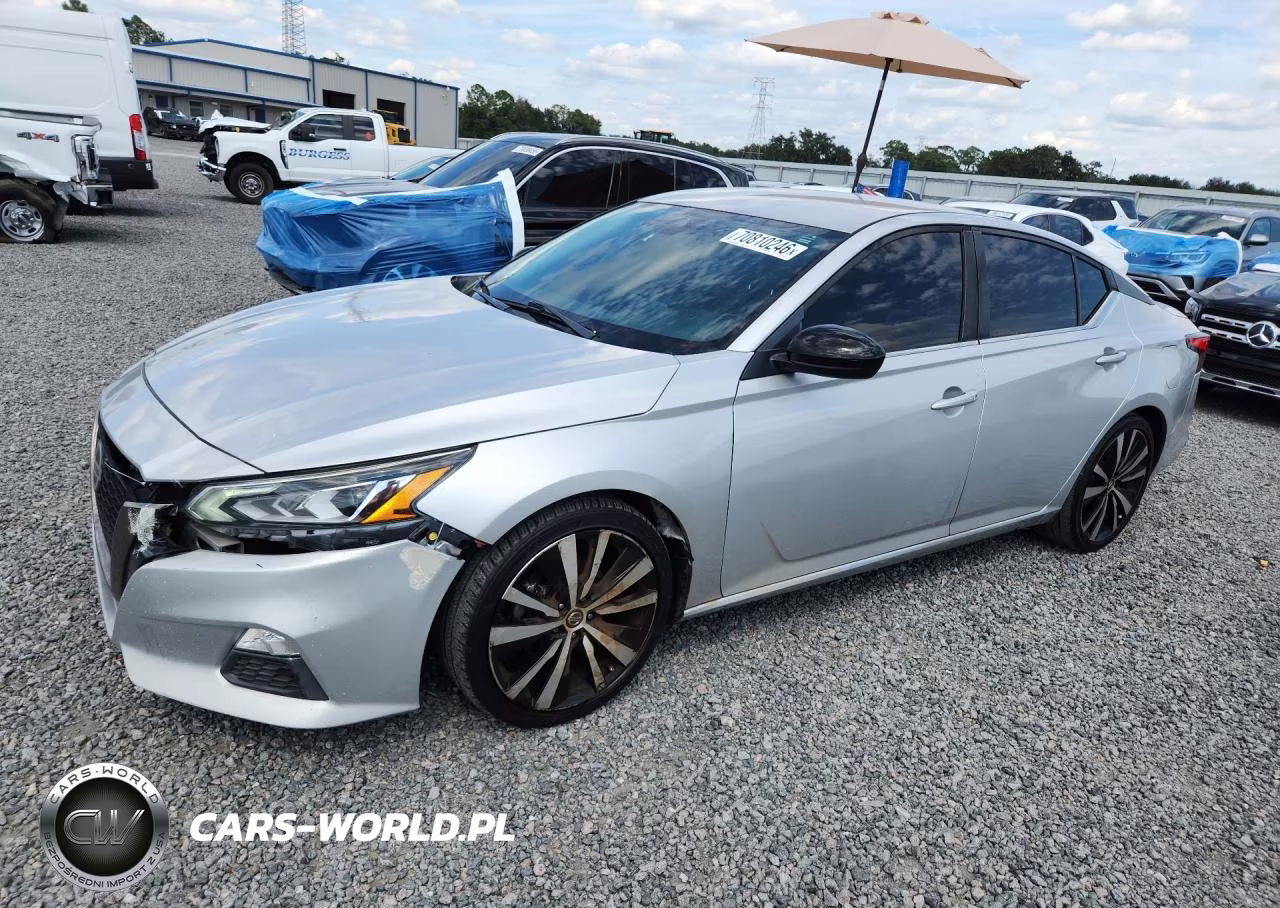 2020 Nissan Altima Sr – zdjęcie 1 z 12