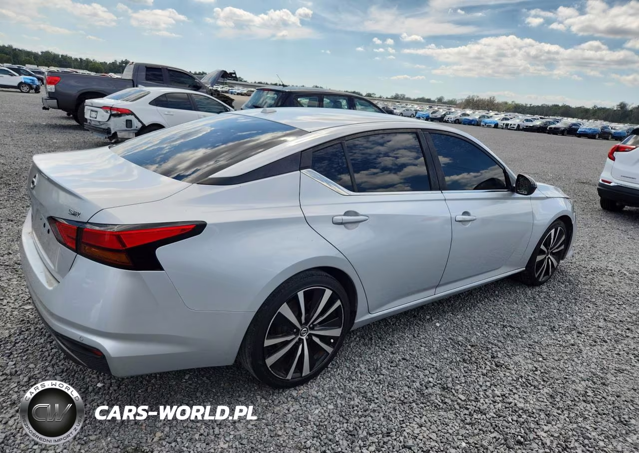 2020 Nissan Altima Sr VIN:1N4BL4CV4LC233001 - 3