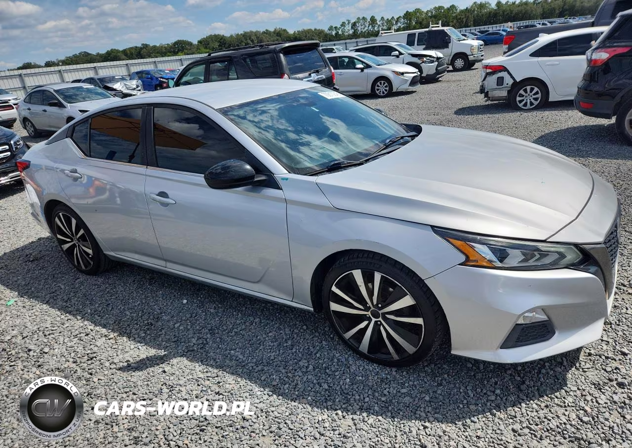 2020 Nissan Altima Sr VIN:1N4BL4CV4LC233001 - 4
