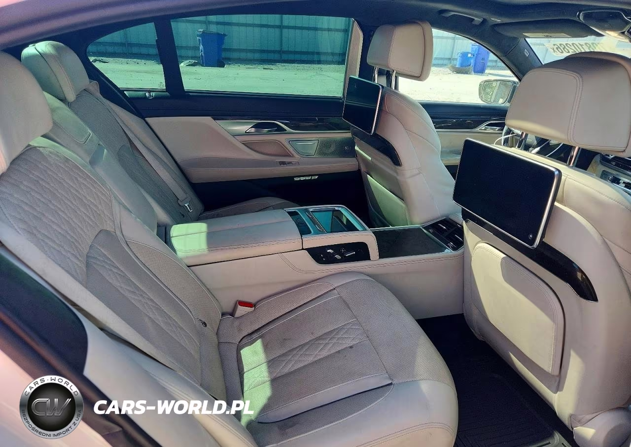 2016 BMW 750 Xi VIN:WBA7F2C56GG418982 - 10