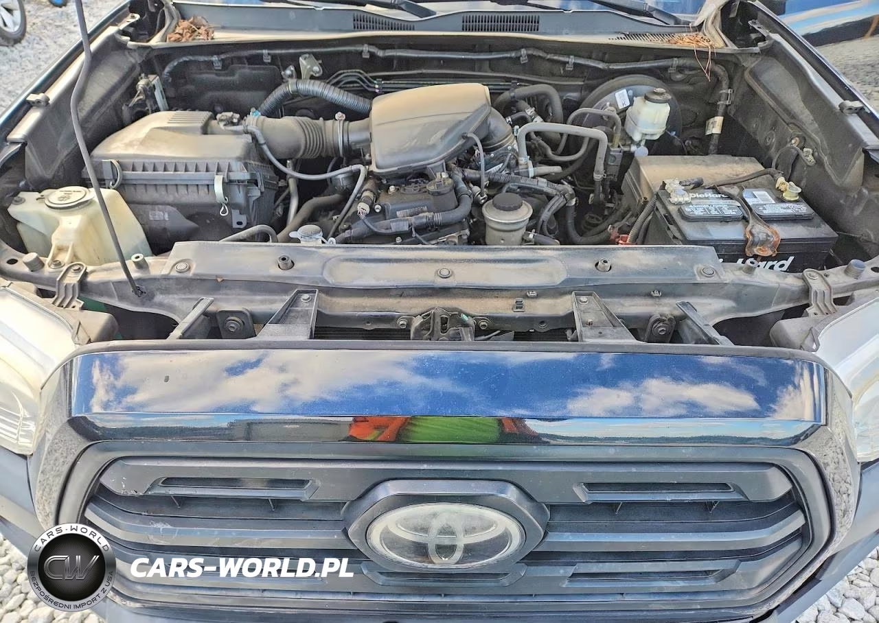 2018 Toyota Tacoma Sr VIN:5TFRX5GN7JX116192 - 11
