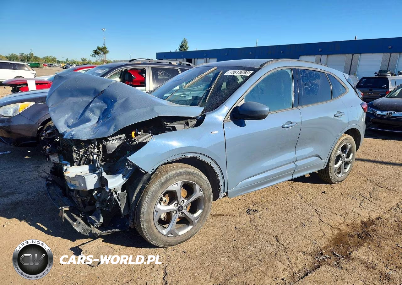 2023 Ford Escape St-Line Select – zdjęcie 1 z 13