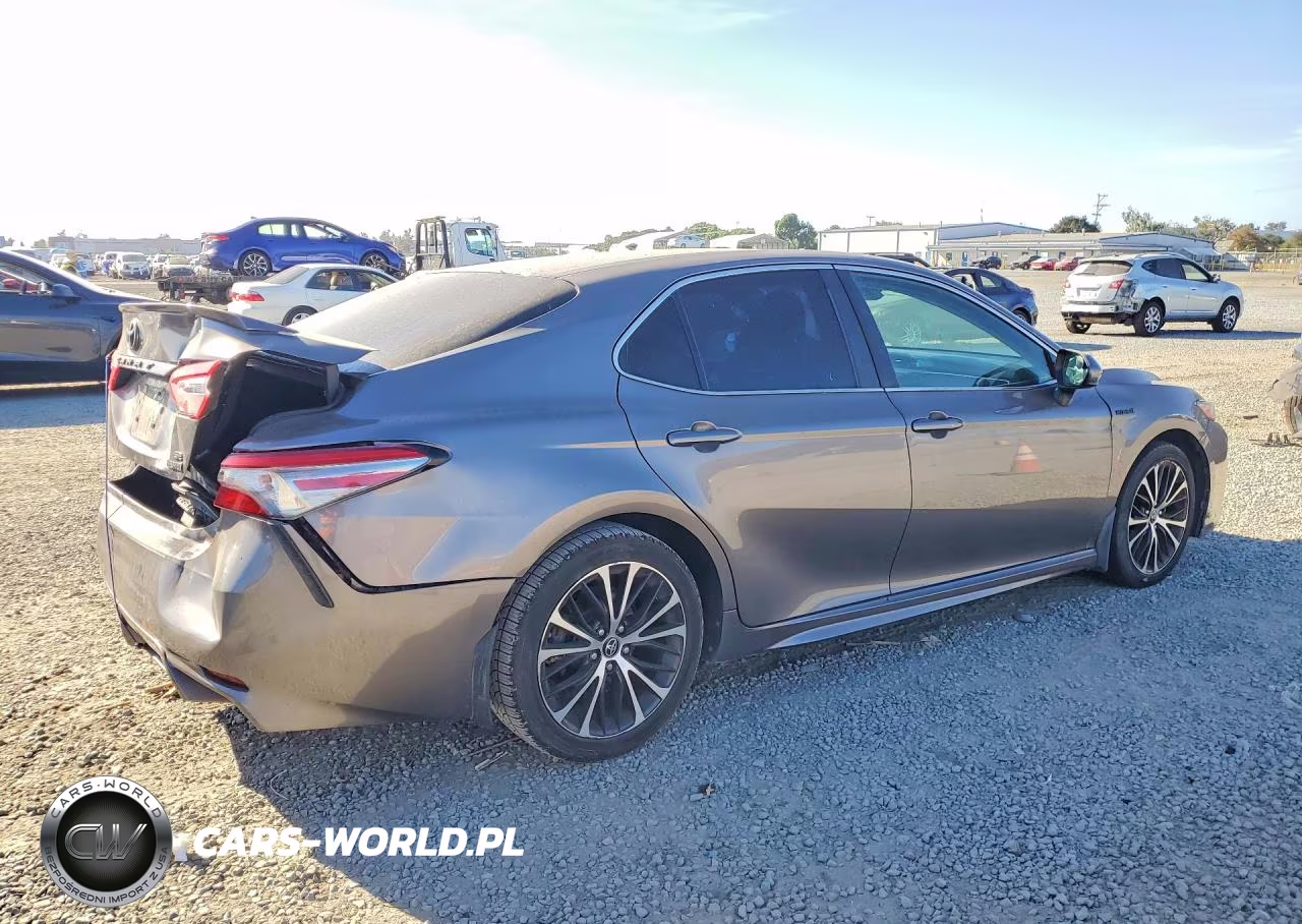 2018 Toyota Camry Hybrid Se VIN:4T1B21HK1JU510216 - 3