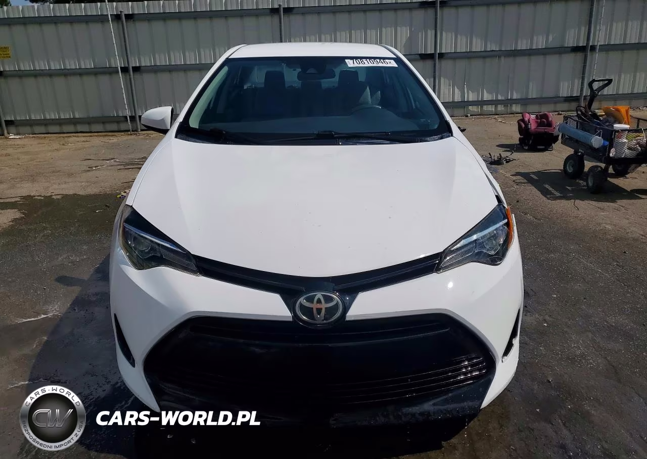 2017 Toyota Corolla Le VIN:2T1BURHE7HC866636 - 5
