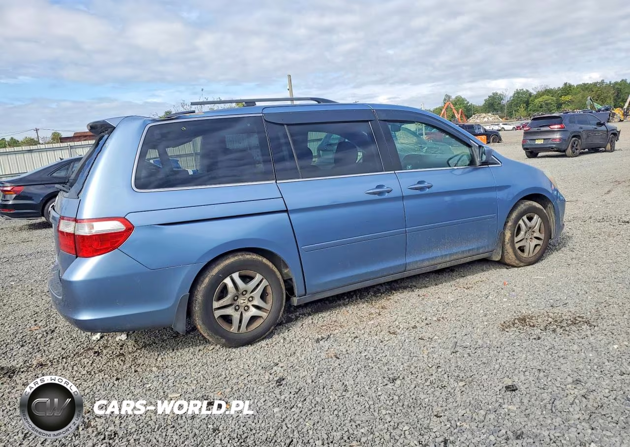 2006 Honda Odyssey Ex VIN:5FNRL38476B115132 - 3