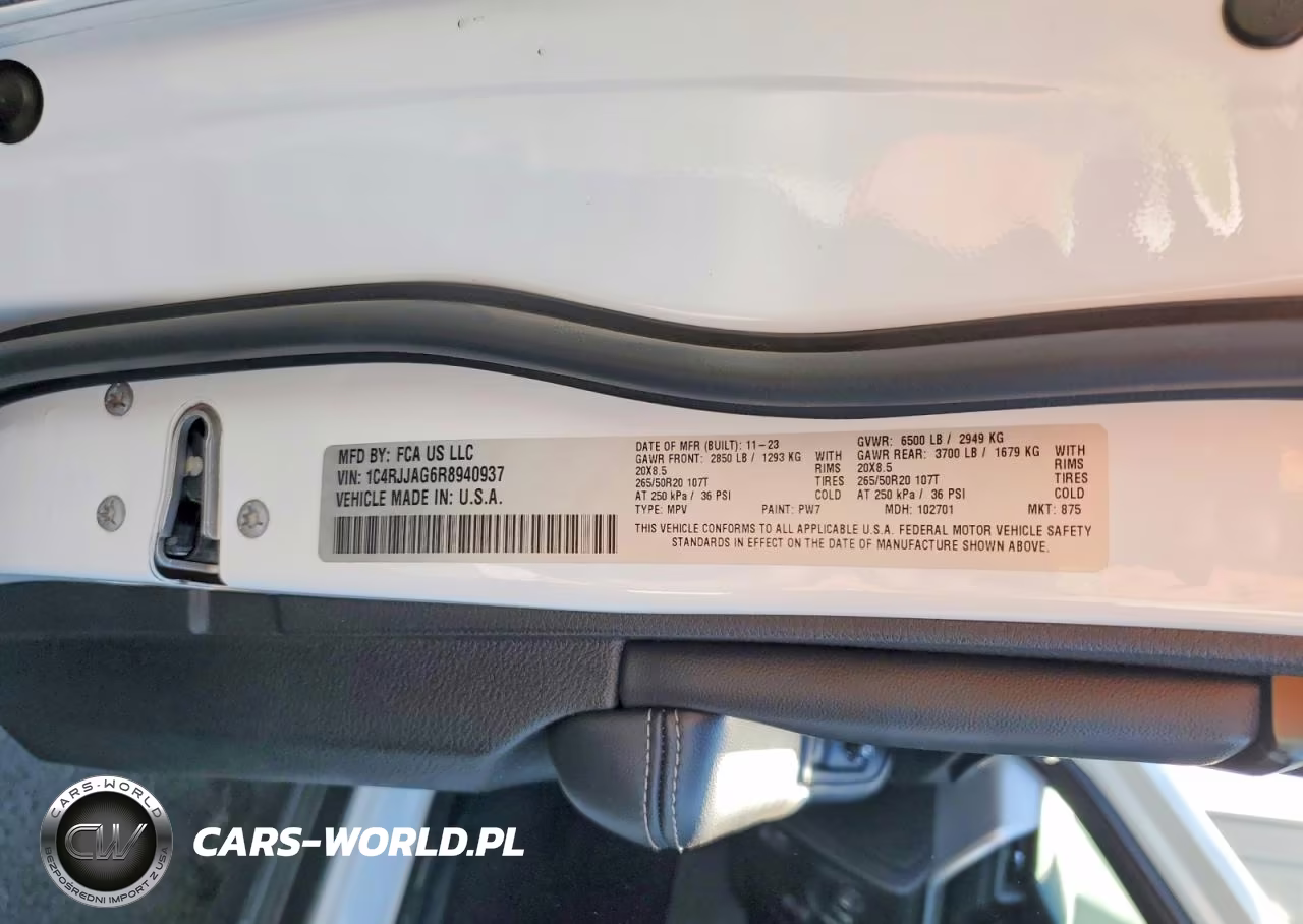 2024 Jeep Grand Cherokee L Laredo VIN:1C4RJJAG6R8940937 - 14