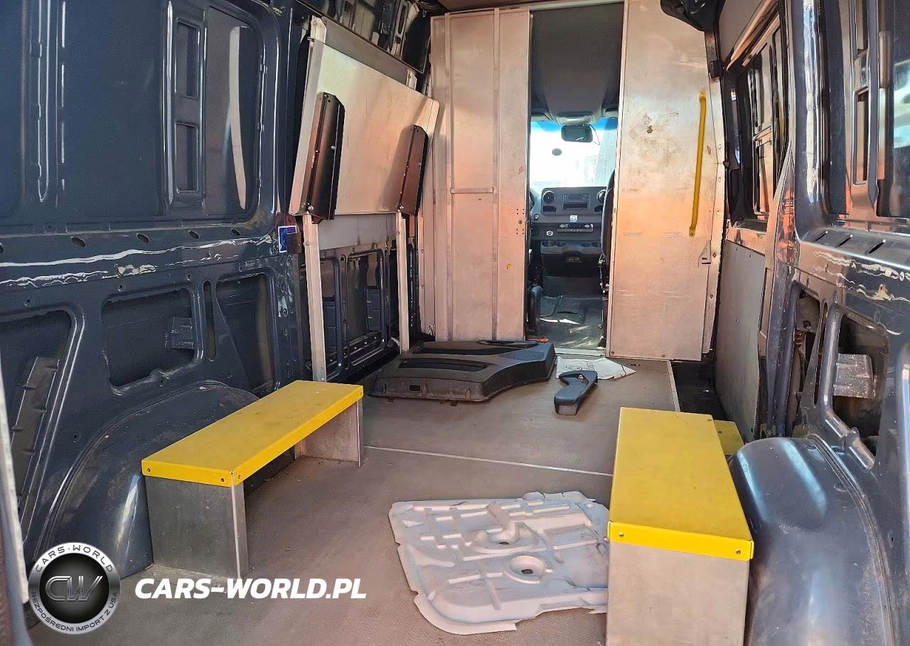 2019 Mercedes-Benz Sprinter 2500-3500 Delivery Van VIN:WD4PF0CD5KP057645 - 10