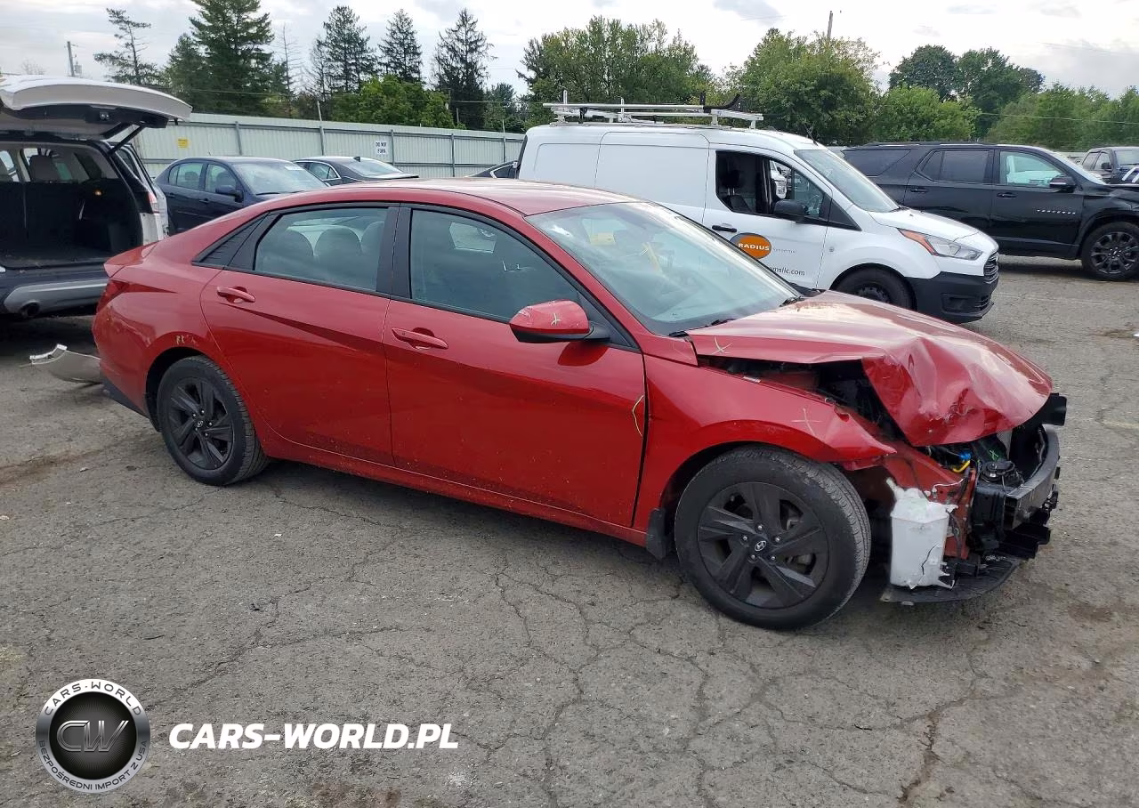 2022 Hyundai Elantra Sel VIN:KMHLS4AG9NU219688 - 4