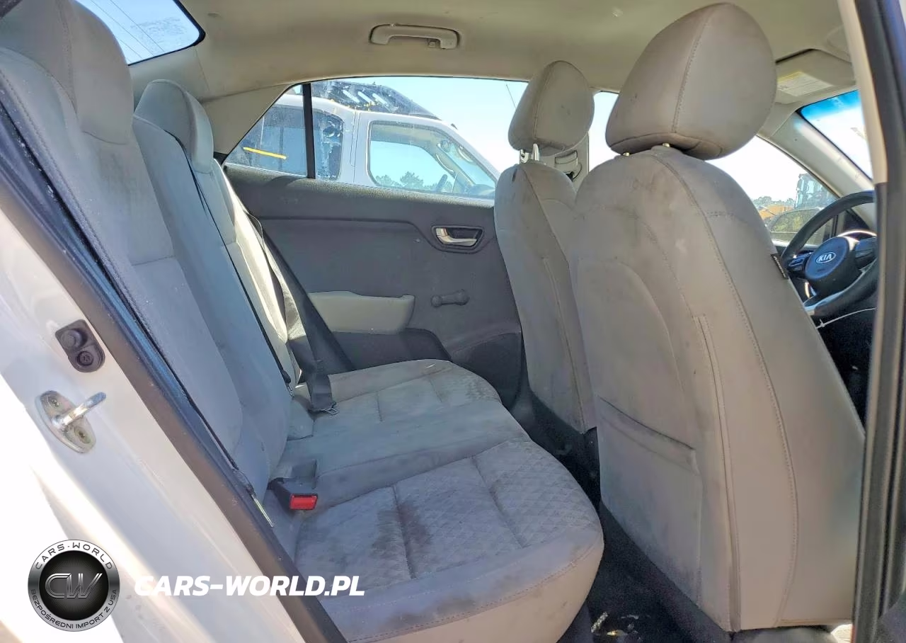 2018 Kia Rio Lx VIN:3KPA24AB9JE051141 - 10