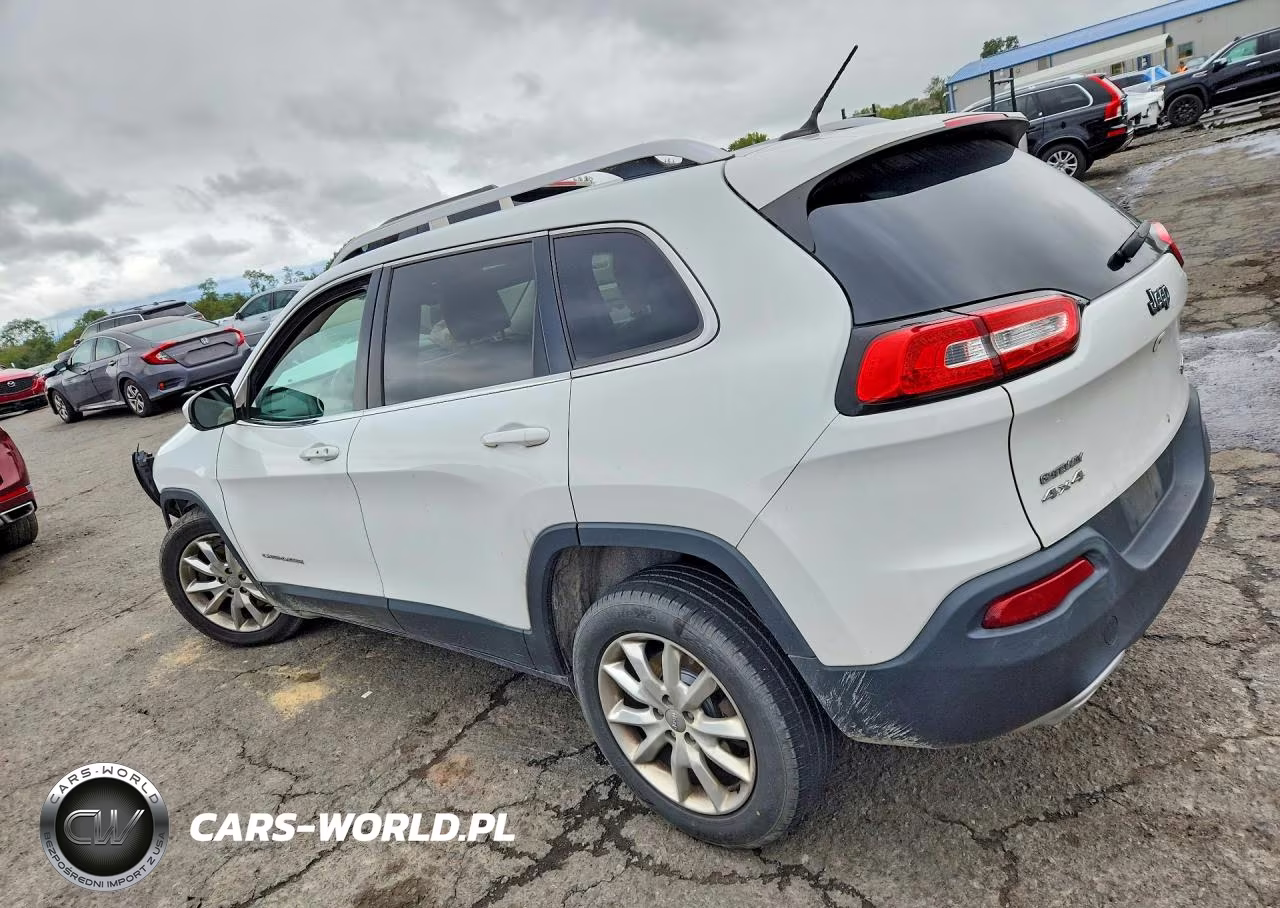 2015 Jeep Cherokee Limited VIN:1C4PJMDSXFW774082 - 2