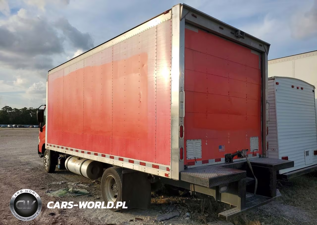 2018 Hino 195 Box Truck VIN:JHHSDM2H1JK006240 - 2