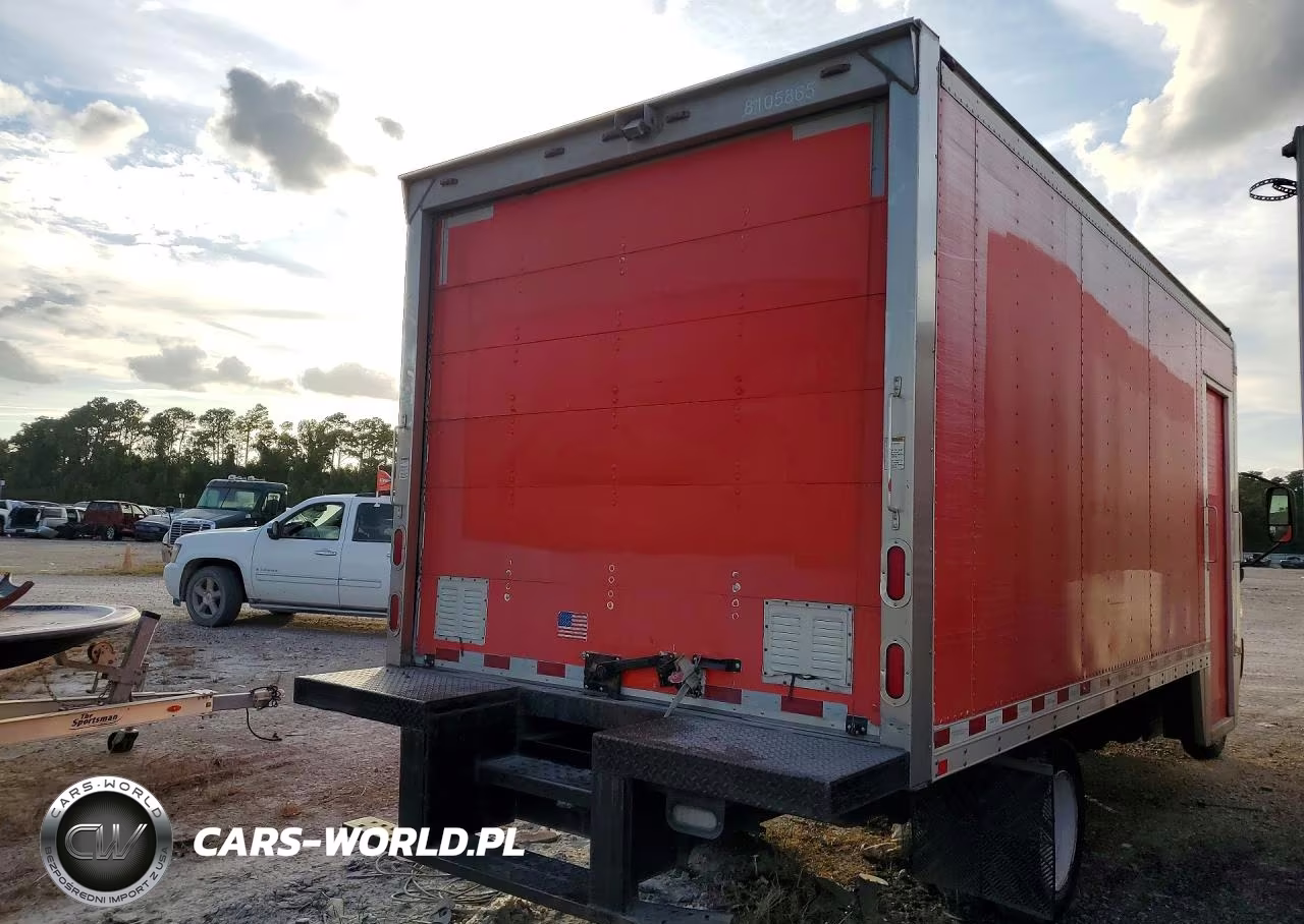 2018 Hino 195 Box Truck VIN:JHHSDM2H1JK006240 - 3