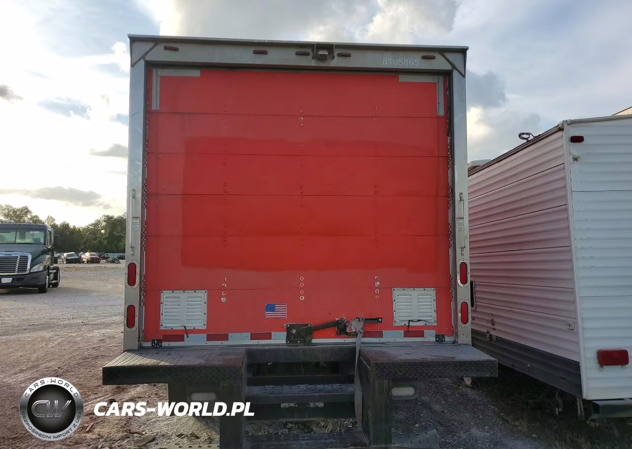 2018 Hino 195 Box Truck VIN:JHHSDM2H1JK006240 - 6