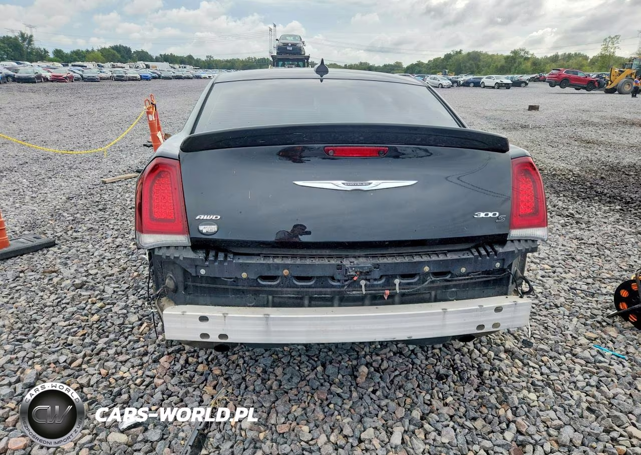 2017 Chrysler 300 S VIN:2C3CCAGG2HH651221 - 6