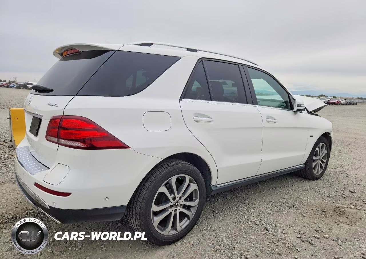 2018 Mercedes-Benz Gle 550E 4Matic VIN:4JGDA6DB5JB101419 - 3