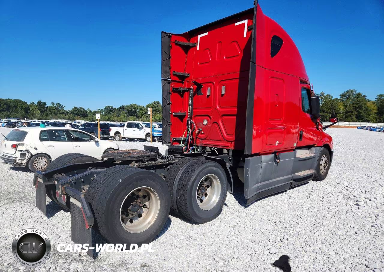 2020 Freightliner Cascadia 126 Semi Truck VIN:3AKJHHDR1LSLJ8066 - 3