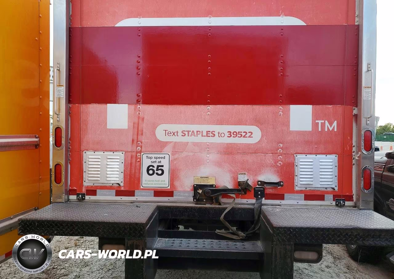 2018 Hino 195 Box Truck VIN:JHHSDM2H6JK006234 - 11