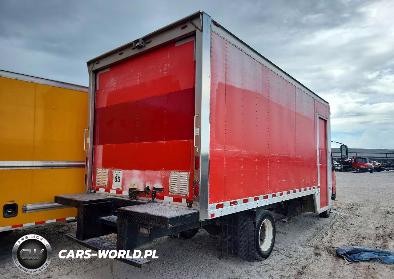 2018 Hino 195 Box Truck VIN:JHHSDM2H6JK006234 - 3