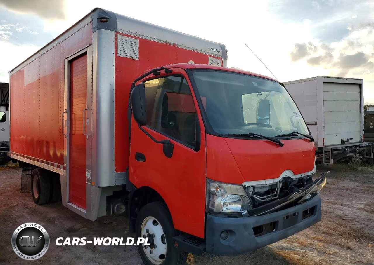 2018 Hino 195 Box Truck VIN:JHHSDM2H4JK006183 - 4