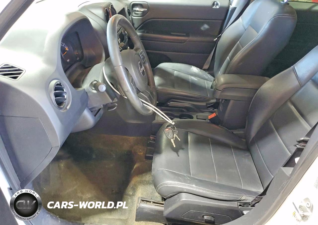 2016 Jeep Patriot Latitude VIN:1C4NJRFB7GD696679 - 7