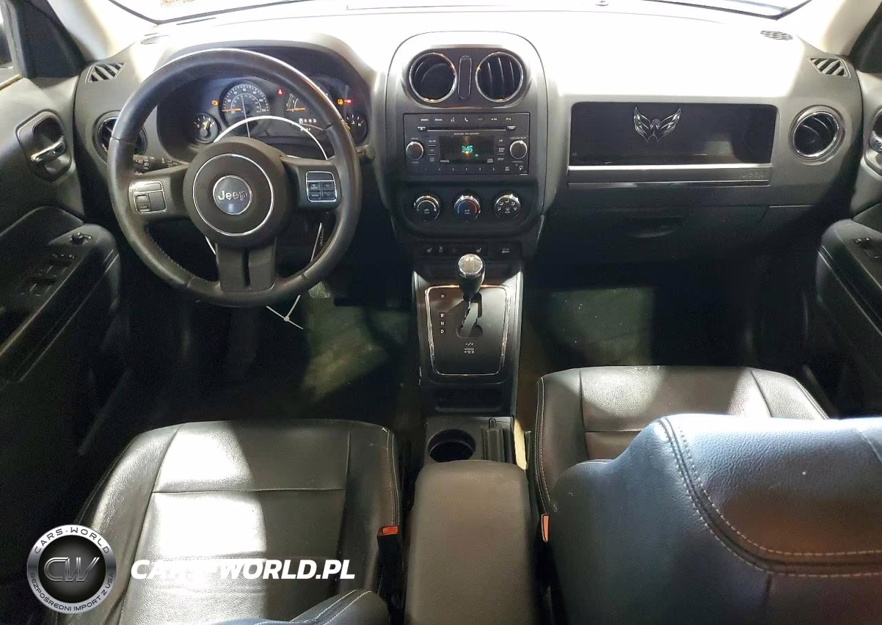 2016 Jeep Patriot Latitude VIN:1C4NJRFB7GD696679 - 8
