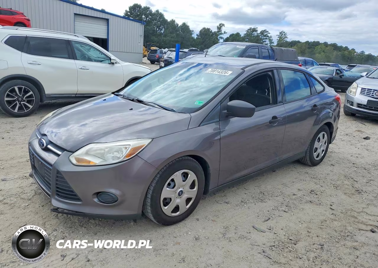 2012 Ford Focus S VIN:1FAHP3E21CL277100 - 1